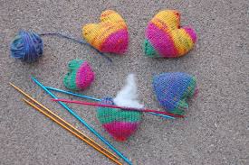 Strickanleitung fur babydecke mit herzen. Herz Stricken Zum Valentinstag Sockshype Com