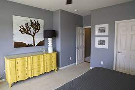 (creams/greys/little brown/orange) kitchen cabinets med/dark oak and santa cecilia granite (gold/grey/dark flecks). Glidden Granite Grey Yellow Bedroom Yellow Gray Bedroom Home