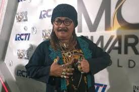 Are you see now top 10 efek rumah kaca cinta melulu results on the web. Om Pmr Pun Dendangkan Cinta Melulu Milik Efek Rumah Kaca
