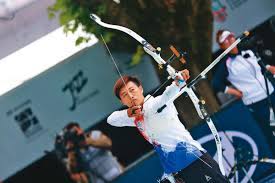 雷千瑩是台灣女子射箭反曲弓好手，2012 年夏季奧林匹克運動會中華台北代表團選手，參加女子個人和團體項目。 2016 年，雷千瑩與譚雅婷、林詩嘉在 2016 年夏季奧林匹克運動會擊敗義大利代表隊，獲得女子射箭團體銅牌。 3mo8zgxspatlbm
