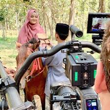Check spelling or type a new query. 10 Potret Kedekatan Wirda Mansur Dan Gus Azmi