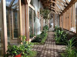 earthship homes michael reynolds arch2o com earthship home earthship earthship biotecture