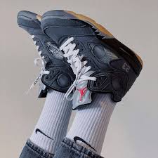 Sneakers Event On Instagram Air Jordan V Off White Jacopodecarli Le Sneakers Event Aura Lieu Le 12 Avril 2020 A Pa Sneakers Nike Kicks Sneaker Head