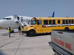 132 dominicanos retornan al país tras ser deportados desde Puerto Rico y  Estados Unidos #ListínDiario