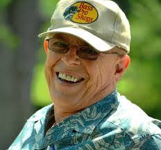 Roy Thompson's Instagram, Twitter & Facebook