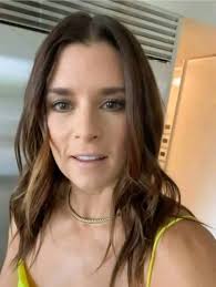 She's looking absolutely Gorgeous!