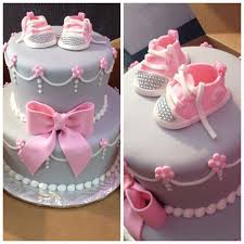 Pink Baby Talks To Bling Pink And Gray Baby Shower Cake Annacakes Babycakes Annacakes Babycakes Bling Sho Babyparty Kuchen Partykuchen Baby Kuchen
