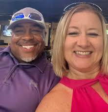 Help a girl out, don't have enough followers to get the post linked