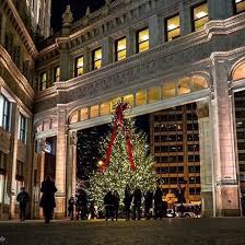 The Wrigley Building Pinned By Carltoninnmidway Www Carltoninnmidway Com Chicago Christmas City Lights Chicago