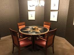 Dining tables counter height tables dining room chairs counter stools dining benches bar stools. Dining Room Table Picture Of New York New York Hotel And Casino Las Vegas Tripadvisor