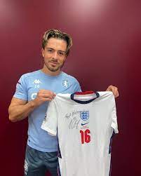 Jack peter grealish (born 10 september 1995) is an english professional footballer who plays as a winger or attacking midfielder for premier league club aston villa and the england national team. Pin By Anna On Soccer Boyz England Shirt Jack Grealish Mens Tops