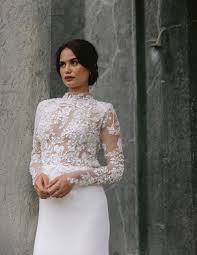 Discount taken at register in store. Moana Vinka Design Modern 3d Lace Low Back Wedding Gown