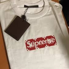 Chris moore headed down to the supreme x louis vuitton london pop up and spoke to one guy who spent nearly £8000 Supreme Louis Vuitton Box Logo Tee Black Supreme And Everybody