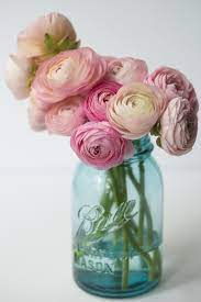 12 Romantic Flower Meanings Symbolism Of Different Kinds Of Flowers Woman S Day Flower Meanings Romantic Flowers Ranunculus Flowers