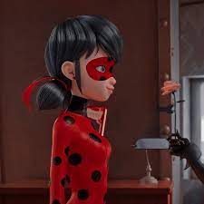 Icon Ladybug Grunge Tarzi Kara Kedi Kizsal Seyler