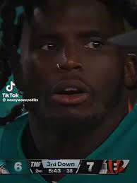 Dolphin Fans to Damar Hamlin