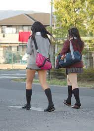 jk脚画像 女子高生の生足を通勤 通学中に見れたら嬉しいよねっていう感じの画像 その４ school girl fashion legs
