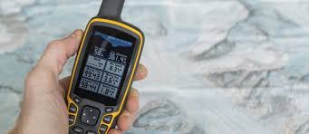 Top 7 Best Gps For Hiking Of 2019 The Adventure Junkies