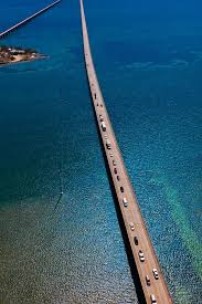 The Seven Mile Bridge Florida Keys Florida A Scenic Drive Across The 7 Mile Bridge Connect The Fl Keys To The Mai Visit Florida Florida Keys Florida Travel