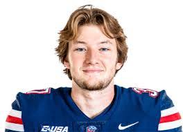 Max Morgan's Instagram, Twitter & Facebook