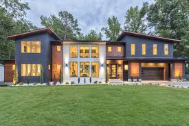 Anthony is building custom homes based on the ideas of our customers and through the 30 years of construction knowledge and experience. Luxury Home Builders Custom Home Builders Charlotte Nc
