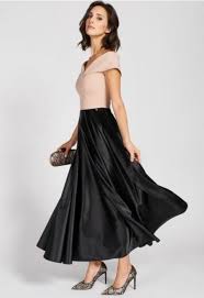 Chiara da col — 21 ottobre 2020. Abito Da Cerimonia Rinascimento Autunno Inverno 2019 2020 Stile Di Moda Abiti Autunno Inverno