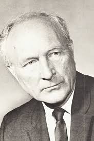 Meredith Strange-Boston