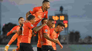 Марлос ромеро бонфим / romero marlos. Tajson Marlos I Eshe Neskolko Igrokov Ne Pomogut Shahteru V Matche S Aleksandriej Oficialnaya Zayavka Gornyakov Futbol 24