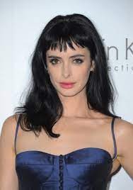 Hairstyles if you have a weak jawline as well as hairdos have been preferred among men for several years, as well as this pattern will likely carry over right into 2017 and also beyond. The Best Hairstyles For A Weak Jawline The Skincare Edit