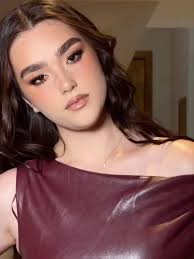 Saúl ‘Canelo’ Álvarez celebró por todo lo alto los 18 años de su hija  Emily. , Y es que la joven llegó a su mayoría de edad con una increíble  fiesta en la que no faltó nada. Ella lució un look ...