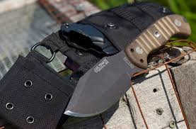 The survival knife features an ergonomic grip for comfortable handling and a dependable stainless steel blade with sharp serrations and great edge retention. Msk 1 Survival Knife Clad