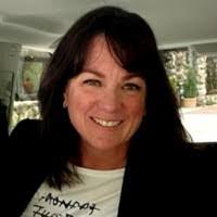 Caroline Covington's Instagram, Twitter & Facebook