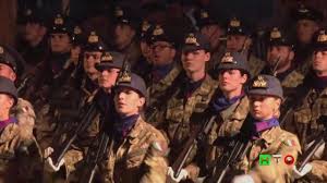 Basta con la parata della difesa militare, facciamo sfilare i difensori civili della costituzione che ripudia la guerra» afferma mao valpiana presidente la repubblica italiana è nata in un'urna il 2 giugno del 1946. Smd Prove In Notturna Della Parata Militare Del 2 Giugno Su Via Dei Fo