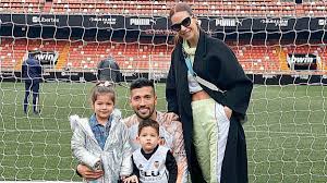 €1.00m * oct 10, 1986 in rosario, argentina El Hijo De Ezequiel Garay Y Tamara Gorro Ingresado De Urgencia En Valencia As Com