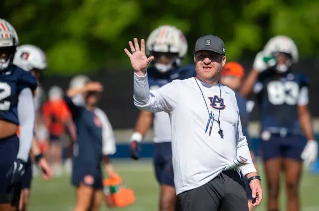 Alex Golesh must fix Auburn's biggest CFB problem after years of instability  - Yahoo Sports