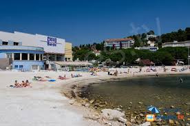 Damit setzt es sich an die spitze der. Casino Beach In Bandol Var France Plages Tv