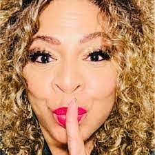 Sakina Jonas's Instagram, Twitter & Facebook