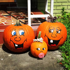 Little Pumpkin Family Pumkinpaintideas Little Pumpkin Family Pumpkin Family Pumpkin Decorating Contest Painted Pumpkins