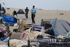 Gavin newsom is trying to clear out the tents on the venice beach boardwalk, southern california's most popular tourist attraction, according to kcal. Skeletal Remains Found In Search For Missing Woman During Homeless Camp Cleanup On La S Venice Beach The Independent