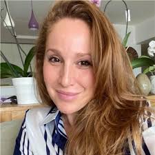 Sally Fielke is a Director at NSW Rugby Union and the NSW Waratahs. Sally  has 20+ years of experience in CEO & senior management roles and is  currently GM of Corporate &