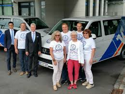 Finanzen jederzeit und überall im blick. Vfl Altenstadt Von 1968 E V Offizielle Fahrzeugubergabe Bei Der Vr Bank