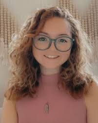 Jessica Burroughs's Instagram, Twitter & Facebook