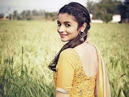 9 Trendy Hairstyles For Indian Wear Inspire From Bollywood Celebrities