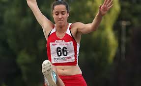 Salto con l'asta maschile, lancio del martello femminile, 800 metri femminile, 200 metri femminile. Atletica Ancona 2016 Oro Per Martina Lorenzetto Nel Salto In Lungo Femminile