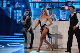 Kasia dziurska krytykowana przez zachodnie media! Dance Dance Dance Kasia Dziurska Topless W Objeciach Emiliana Gankowskiego Fani Komentuja Jej Odwazne Zdjecie Telemagazyn Pl