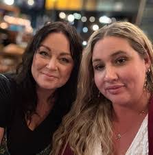 Cheyenne Borges's Instagram, Twitter & Facebook