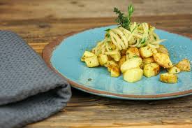 Petersilien Kohlrabi Mit Ofenkartoffeln Basische Rezepte Rezept In 2020 Basische Rezepte Rezepte Kohlrabi