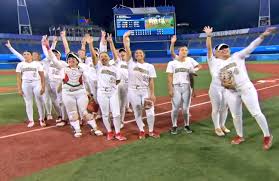 Ver más ideas sobre softball femenil, femenil, uniformes. Wm2eea3vajeizm