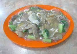Nama lain dari masakan kwetiau goreng gurih ini adalah kwetiau pontianak spesial. Beef Kway Teow Wikipedia