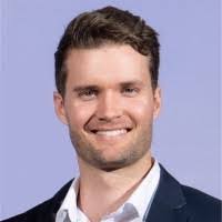 Daniel Middlebrook's Instagram, Twitter & Facebook